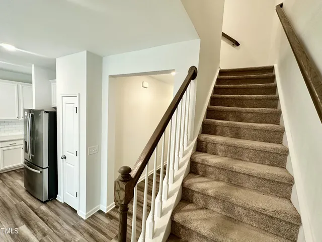 $1,950 | 107 Hunston Dr., Holly Springs, NC 27540