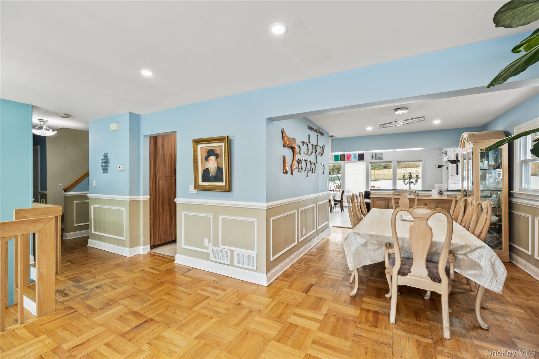 11 Castle Drive Chestnut Ridge, NY 10977 - Photo 5 of 34