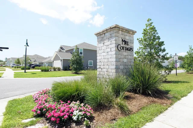 a view of a tennis court