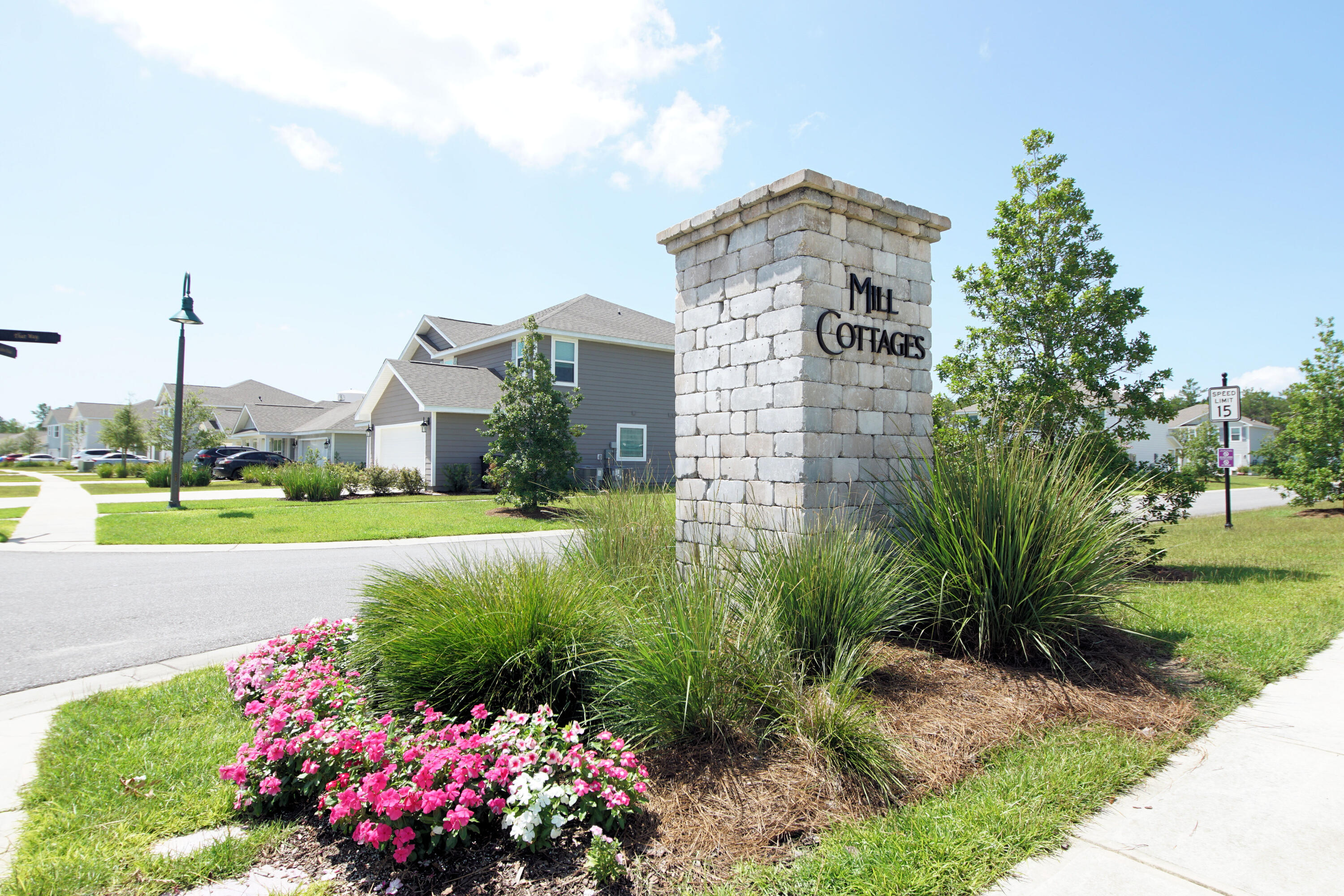 334 This Way Freeport, FL 32439 - Photo 45 of 56 a view of a house with a garden and plants