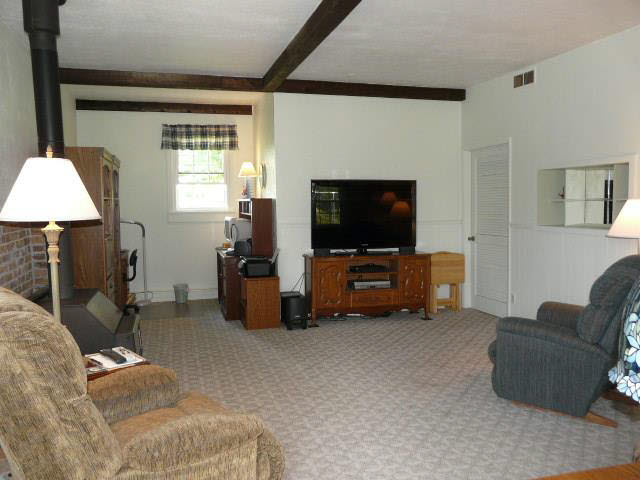 1890 West Rauch Temperance, MI 48182 - Photo 9 of 20 Great Computer Nook