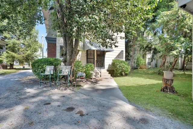 $400,000 | 2008 South Main Street, Hopkinsville, KY 42240