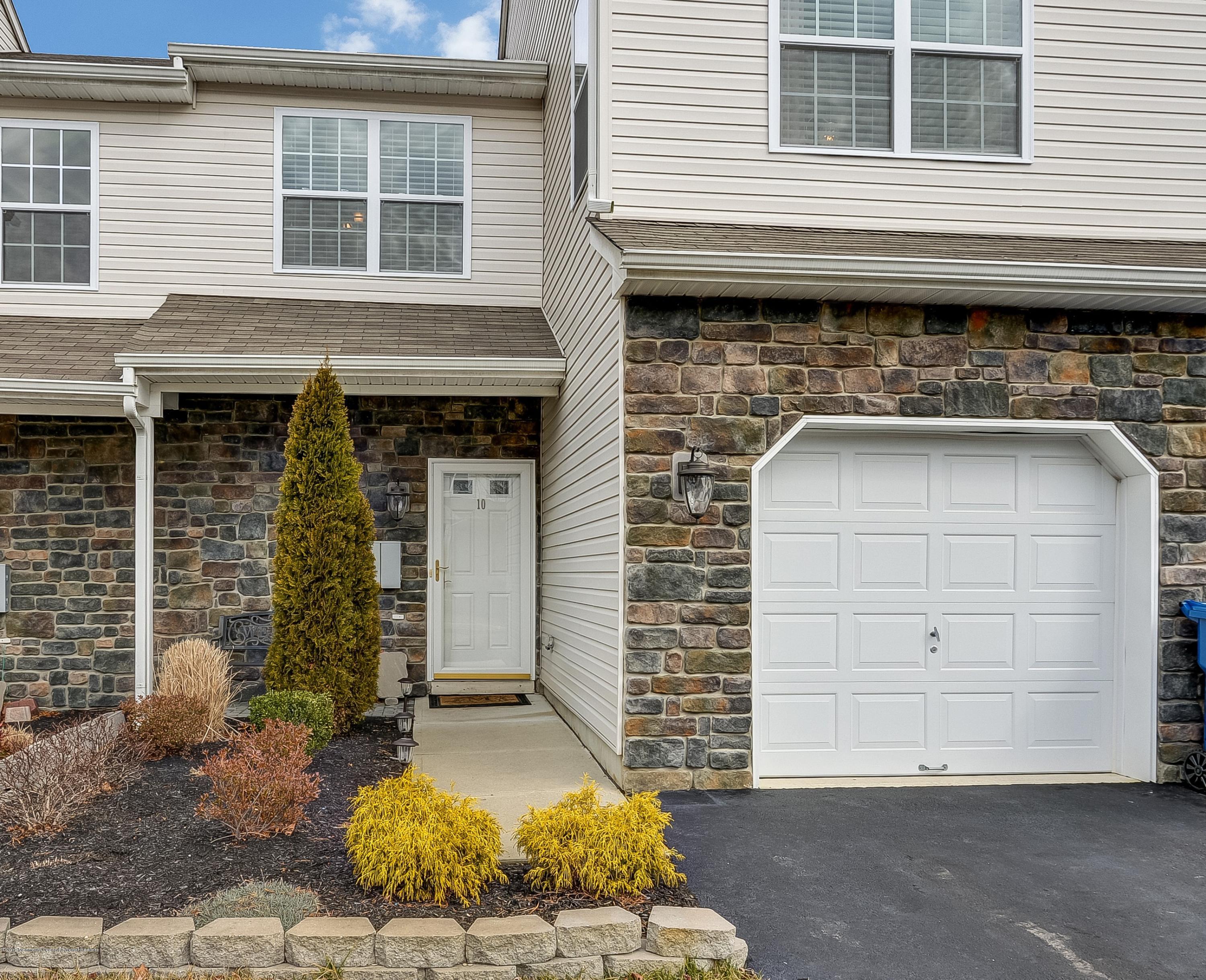 10 Santa Rosa Lane Tinton Falls, NJ 07753 - Photo 1 of 22 002_Front-2