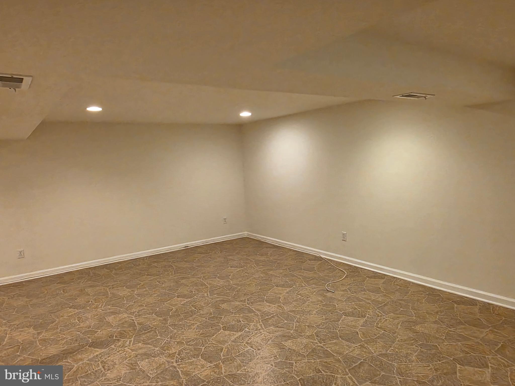 4700 Red Fox Road Rockville, MD 20852 - Photo 14 of 22 Gallery Image 14