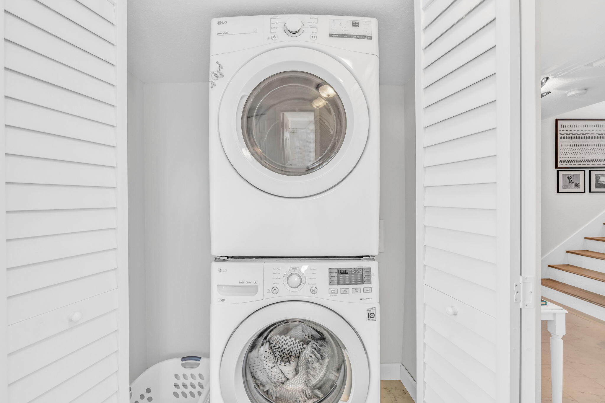 24 Mutiny Place Key Largo, FL 33037 - Photo 21 of 57 a close up view of a washer and dryer