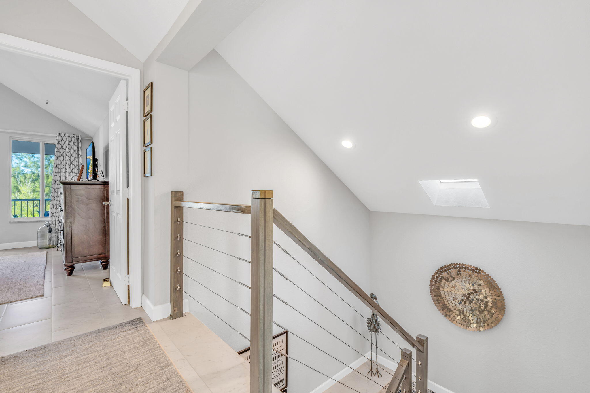 24 Mutiny Place Key Largo, FL 33037 - Photo 25 of 57 a view of an entryway with a workspace