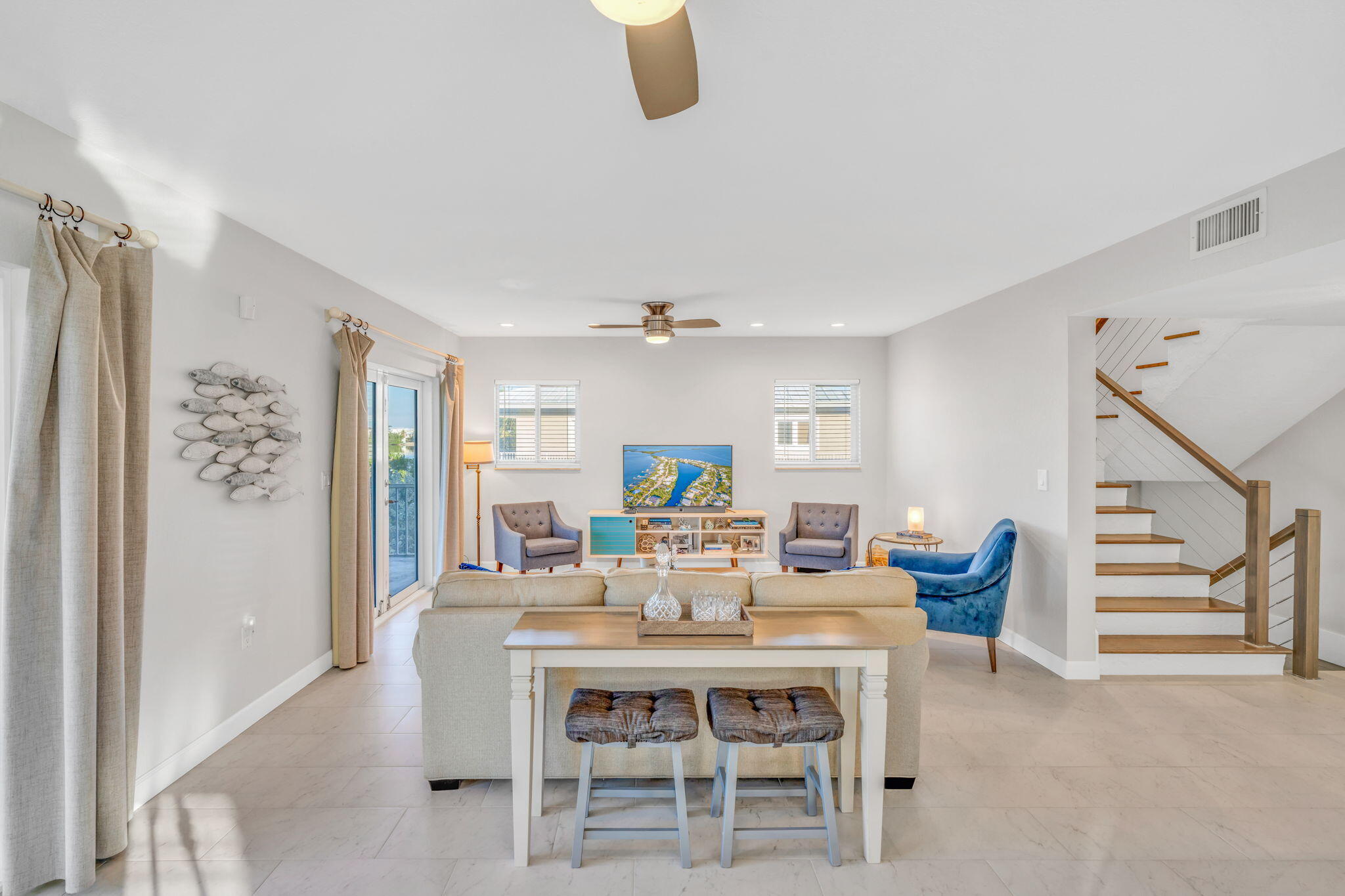 24 Mutiny Place Key Largo, FL 33037 - Photo 6 of 57 a dining room with furniture entryway and wooden floor