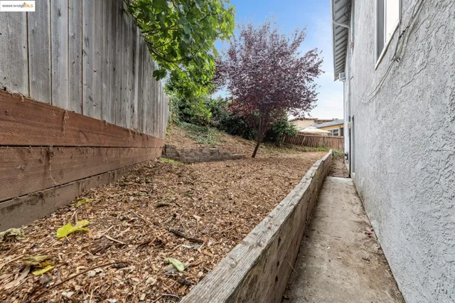 $795,000 | 5238 Clinton Avenue, Richmond, CA 94805