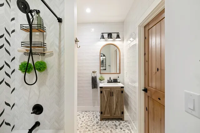 a view of deck and patio