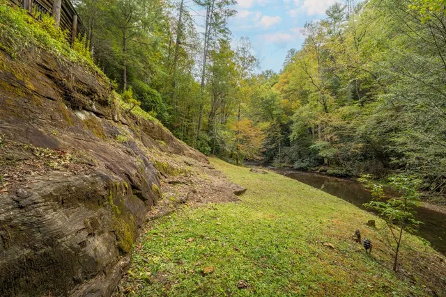 $1,175,000 | 7670 Hiawassee Wilderness Trail, Hiawassee, GA 30546