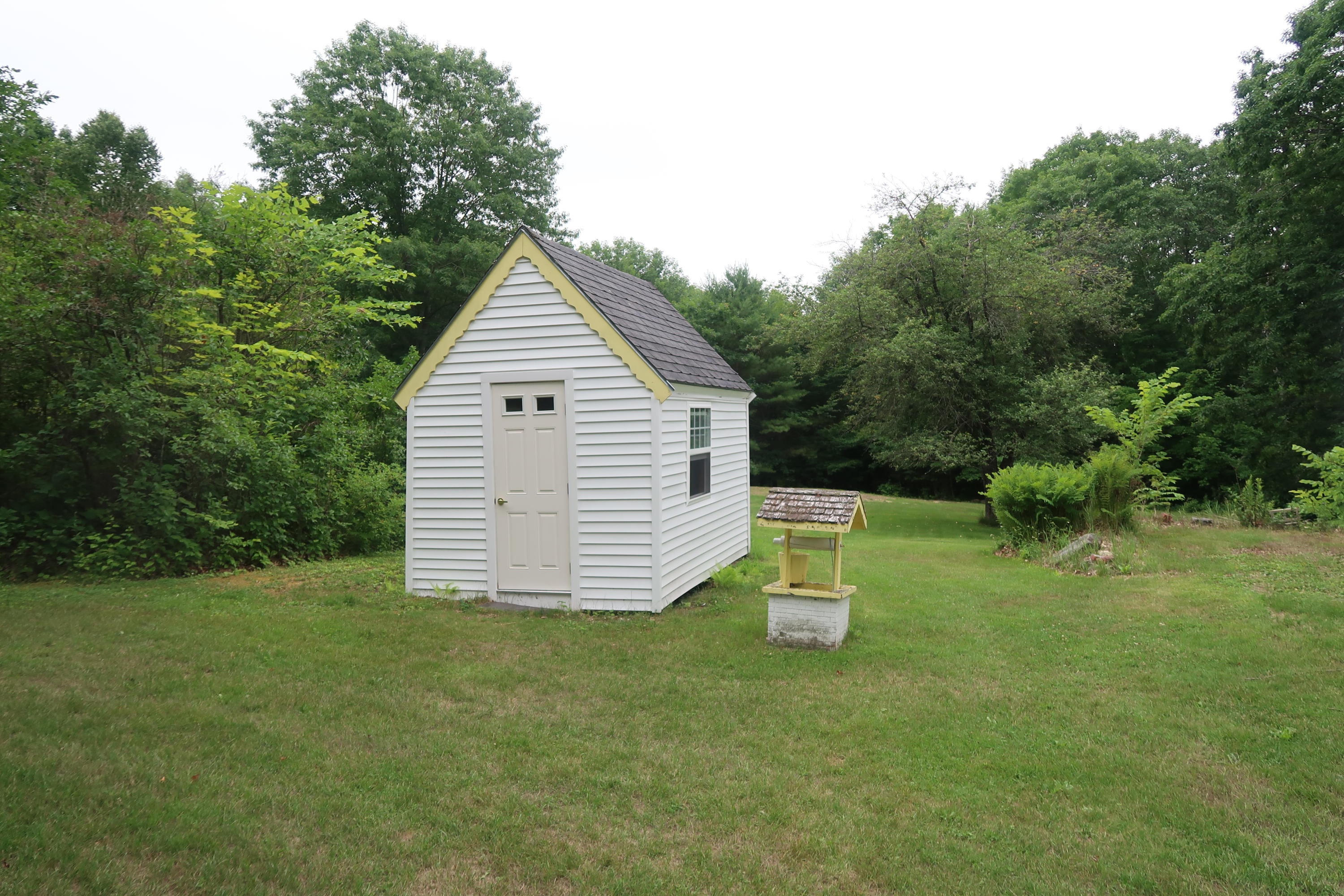 39 North Wayne Road Wayne, ME 04284 - Photo 4 of 17 IMG_0411