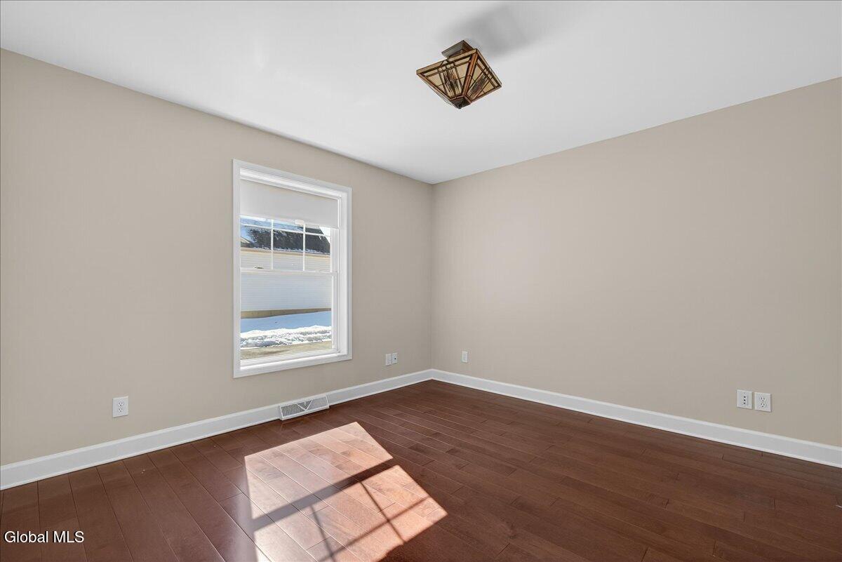 19 Highview Way Halfmoon, NY 12118 - Photo 44 of 76 Un-staged office!