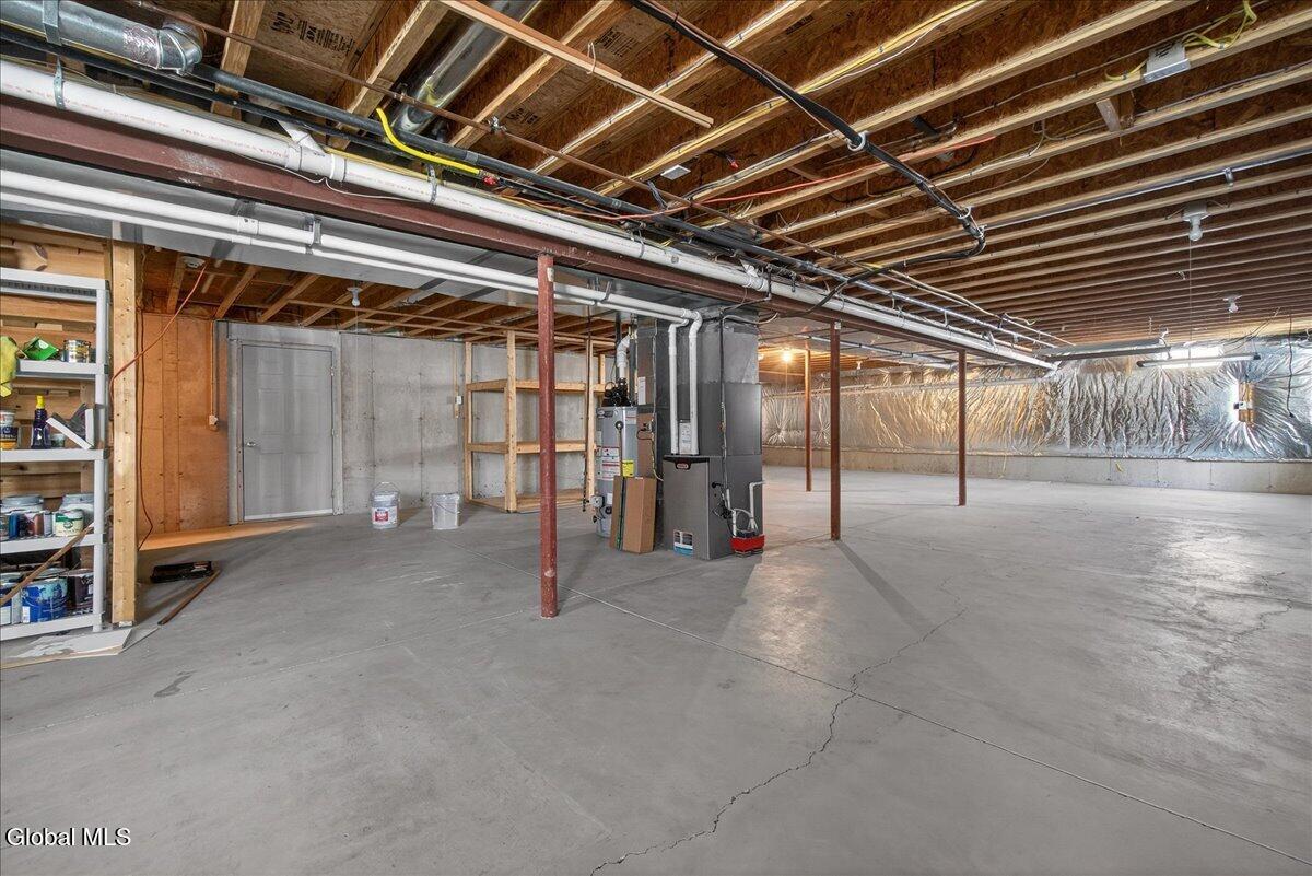 19 Highview Way Halfmoon, NY 12118 - Photo 53 of 76 CEDAR CLOSET