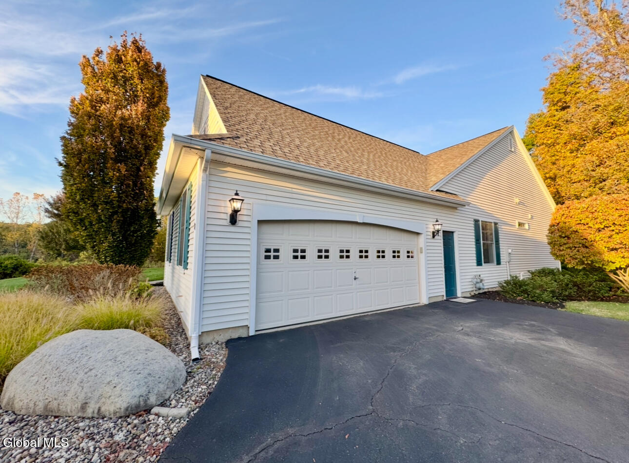 19 Highview Way Halfmoon, NY 12118 - Photo 69 of 76 Oversized 2 car garage!