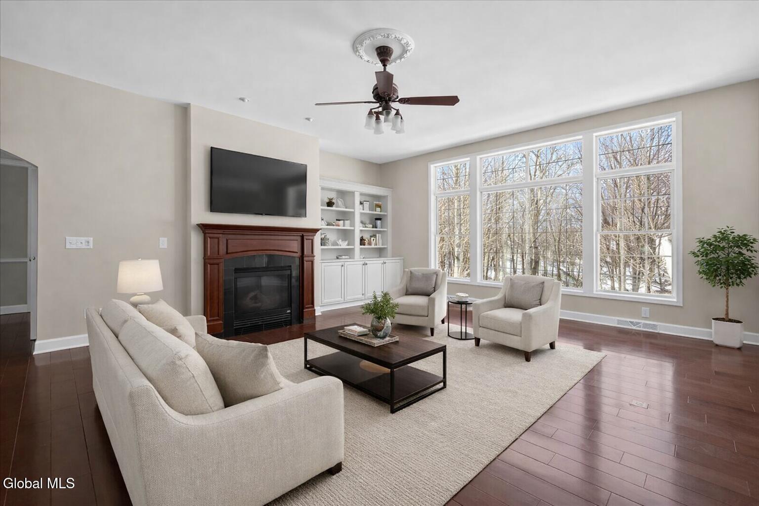 19 Highview Way Halfmoon, NY 12118 - Photo 8 of 76 VIRTUALLY STAGED LIVING ROOM**