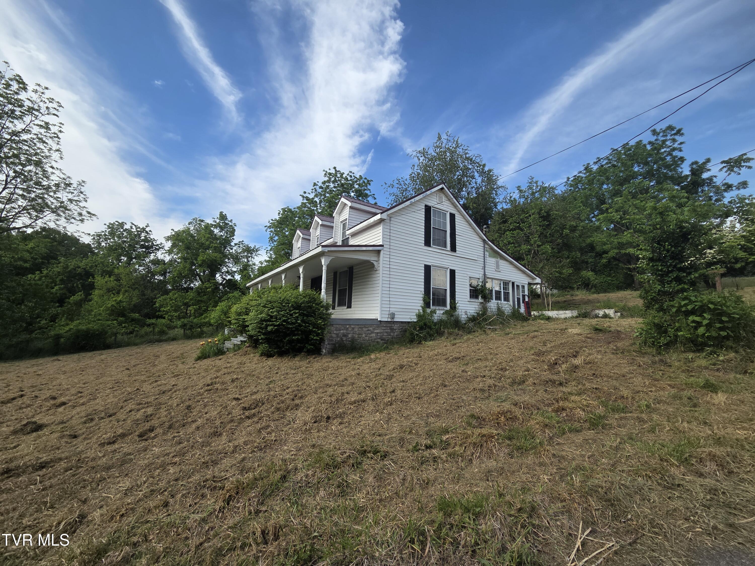 13093 Kincannon Road Glade Spring, VA 24340 - Photo 21 of 33 20260519_165417