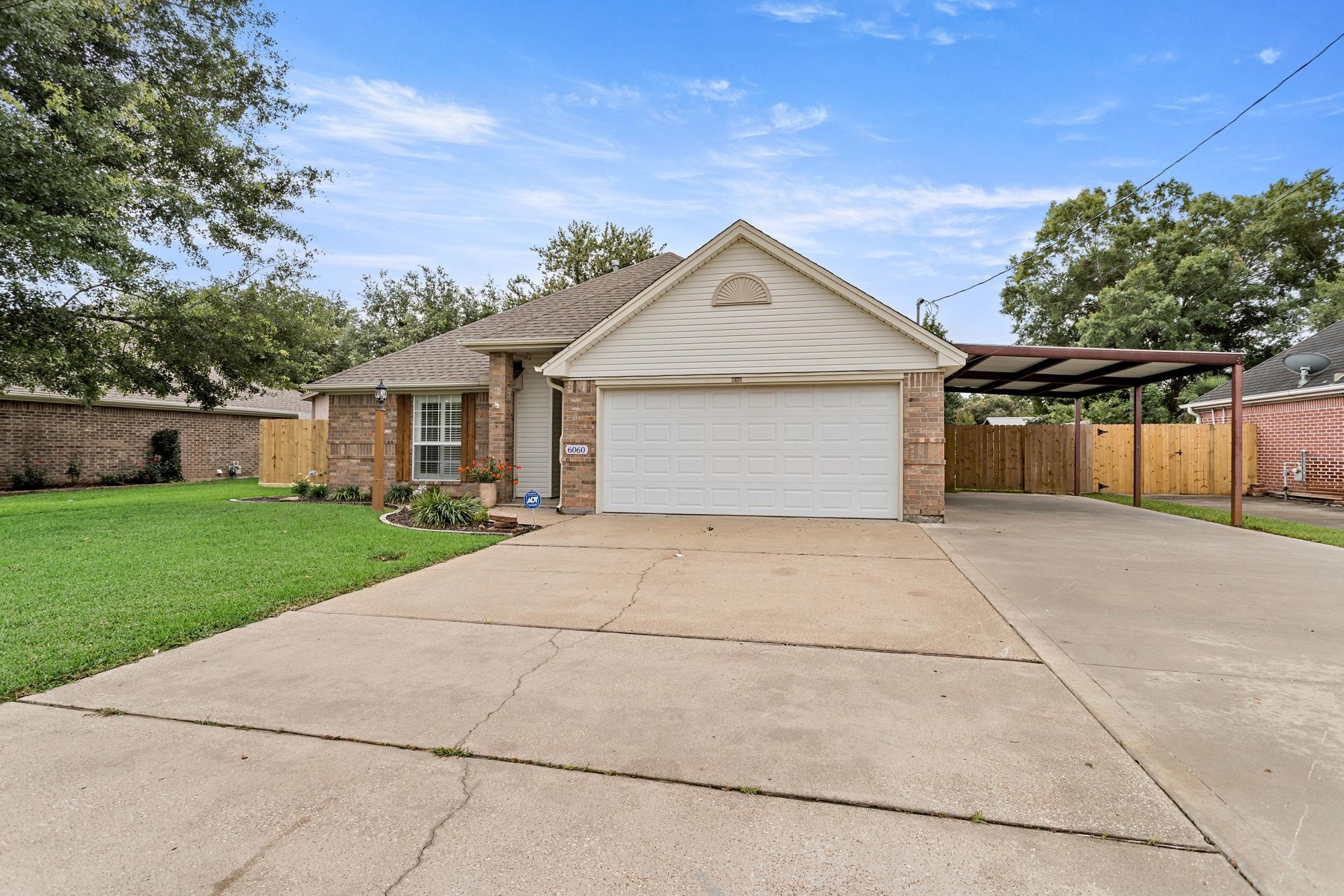 6060 Travis Lumberton, TX 77657 - Photo 3 of 27