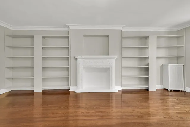 $230,000 | 1755 East 55th Street, Unit 301, Chicago, IL 60615