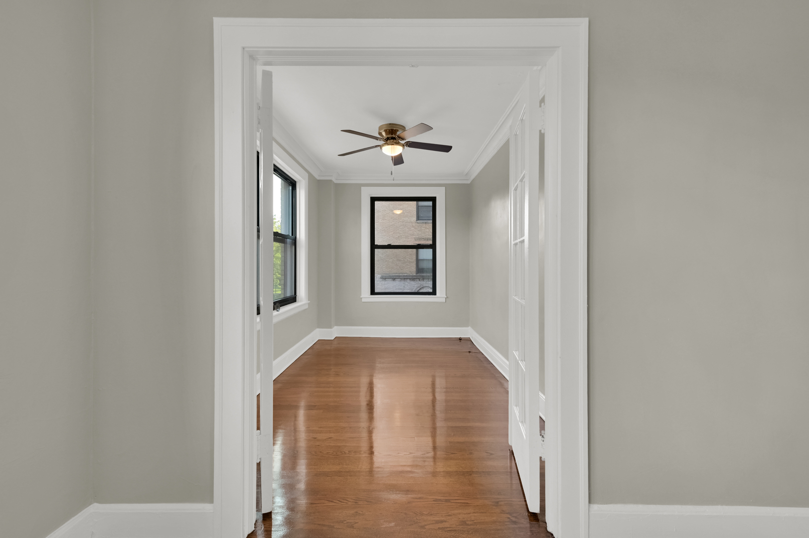 1755 East 55th Street, Unit 301 Chicago, IL 60615 - Photo 15 of 35