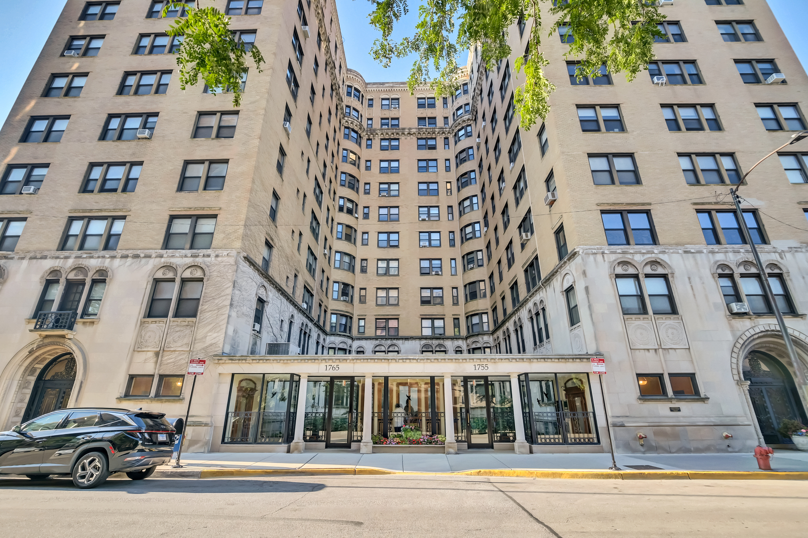 1755 East 55th Street, Unit 301 Chicago, IL 60615 - Photo 3 of 35