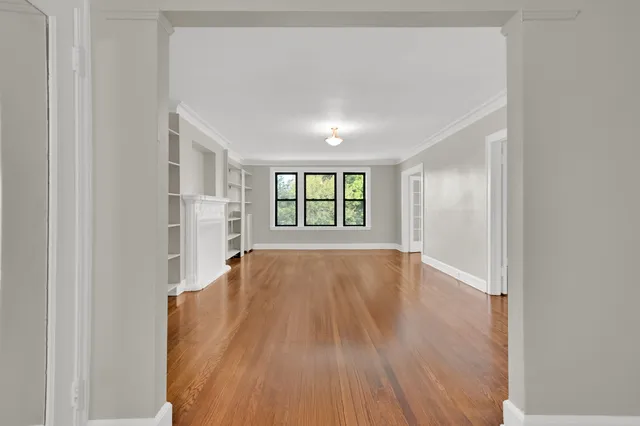 $230,000 | 1755 East 55th Street, Unit 301, Chicago, IL 60615