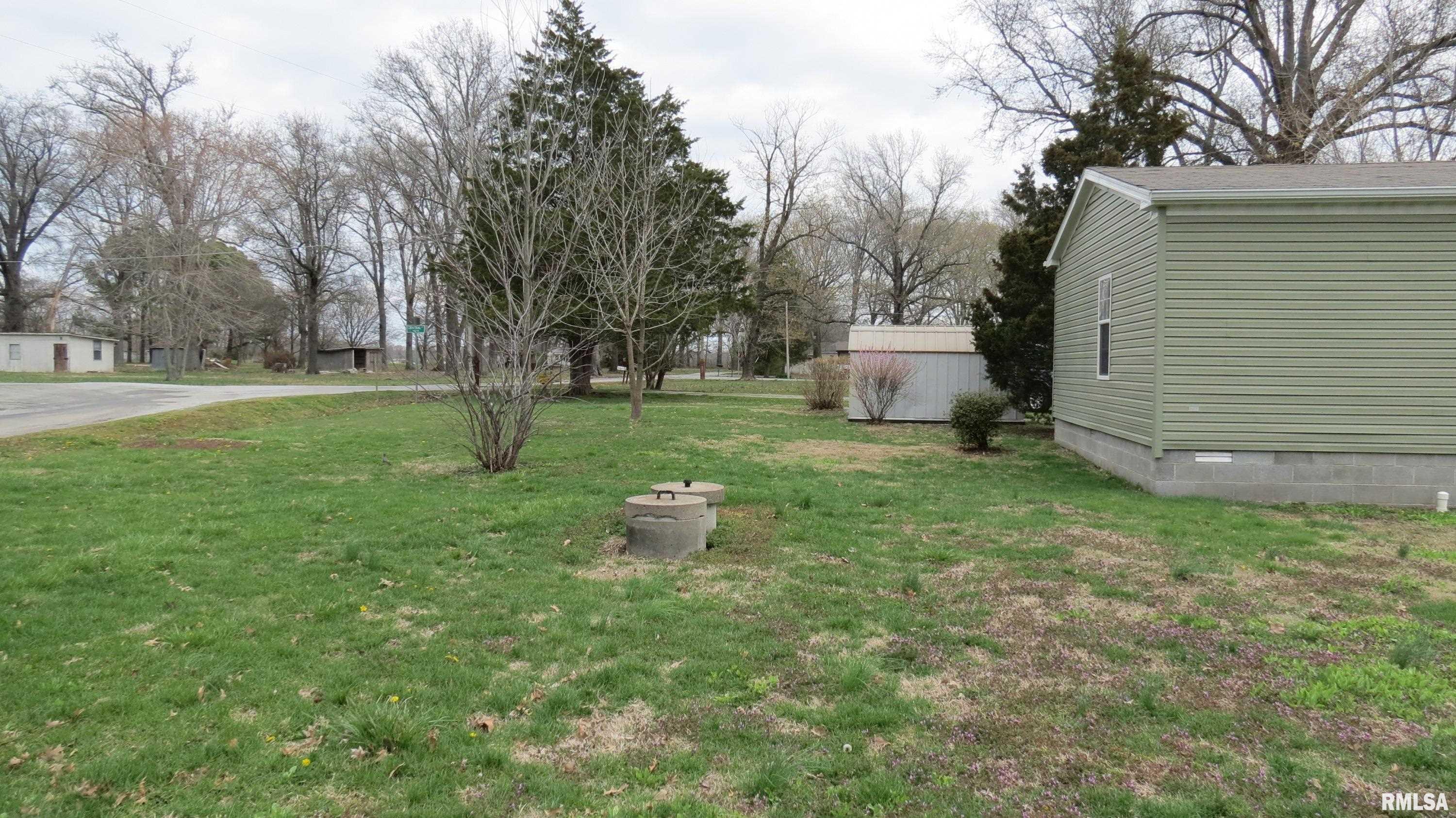 3210 Sunfield Road Du Quoin, IL 62832 - Photo 3 of 14