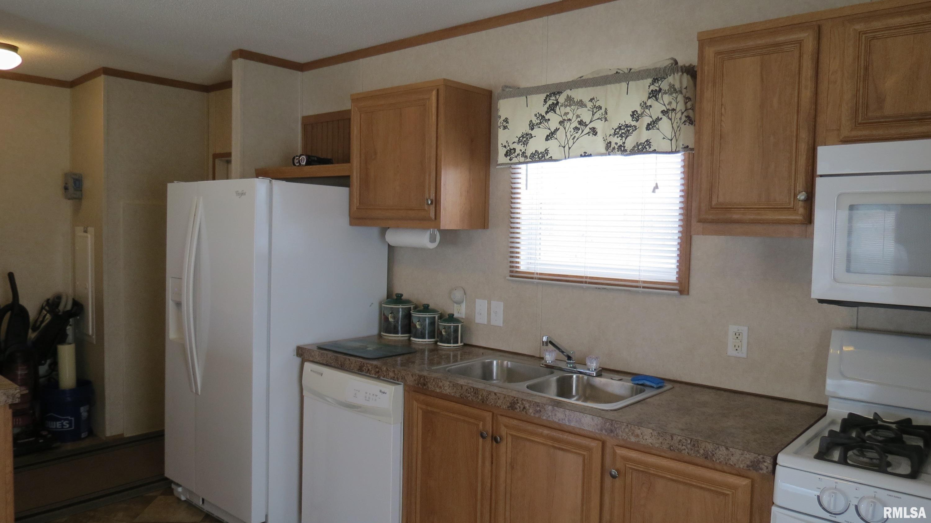 3210 Sunfield Road Du Quoin, IL 62832 - Photo 7 of 14