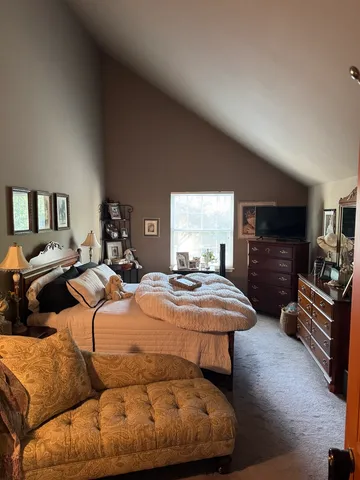 $375,000 | 1325 Laurel Oaks Drive, Streamwood, IL 60107