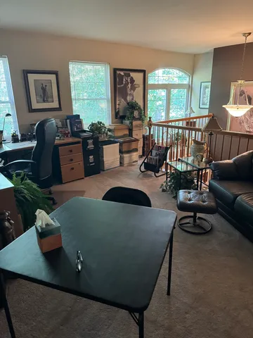 $375,000 | 1325 Laurel Oaks Drive, Streamwood, IL 60107