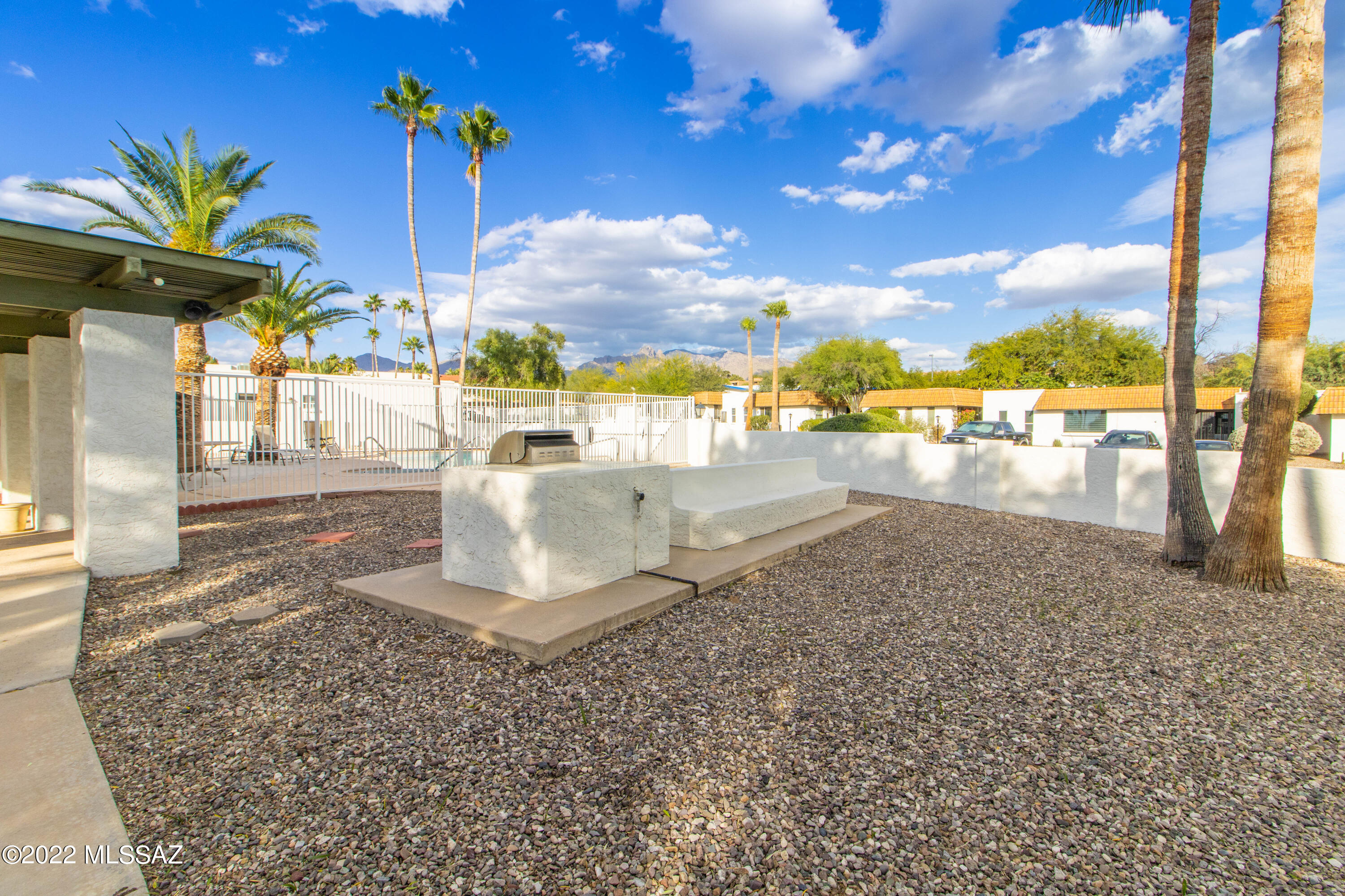 600 East River Road, Unit N Tucson, AZ 85704 - Photo 19 of 21