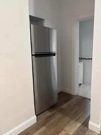 $2,695 | 159 Main Street, Unit 2C, Huntington, NY 11743