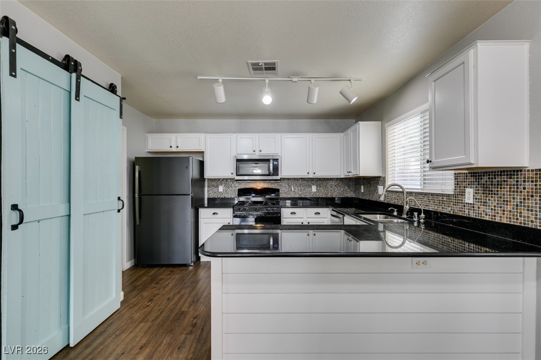 637 Bonsai Tree Lane Henderson, NV 89015 - Photo 19 of 42