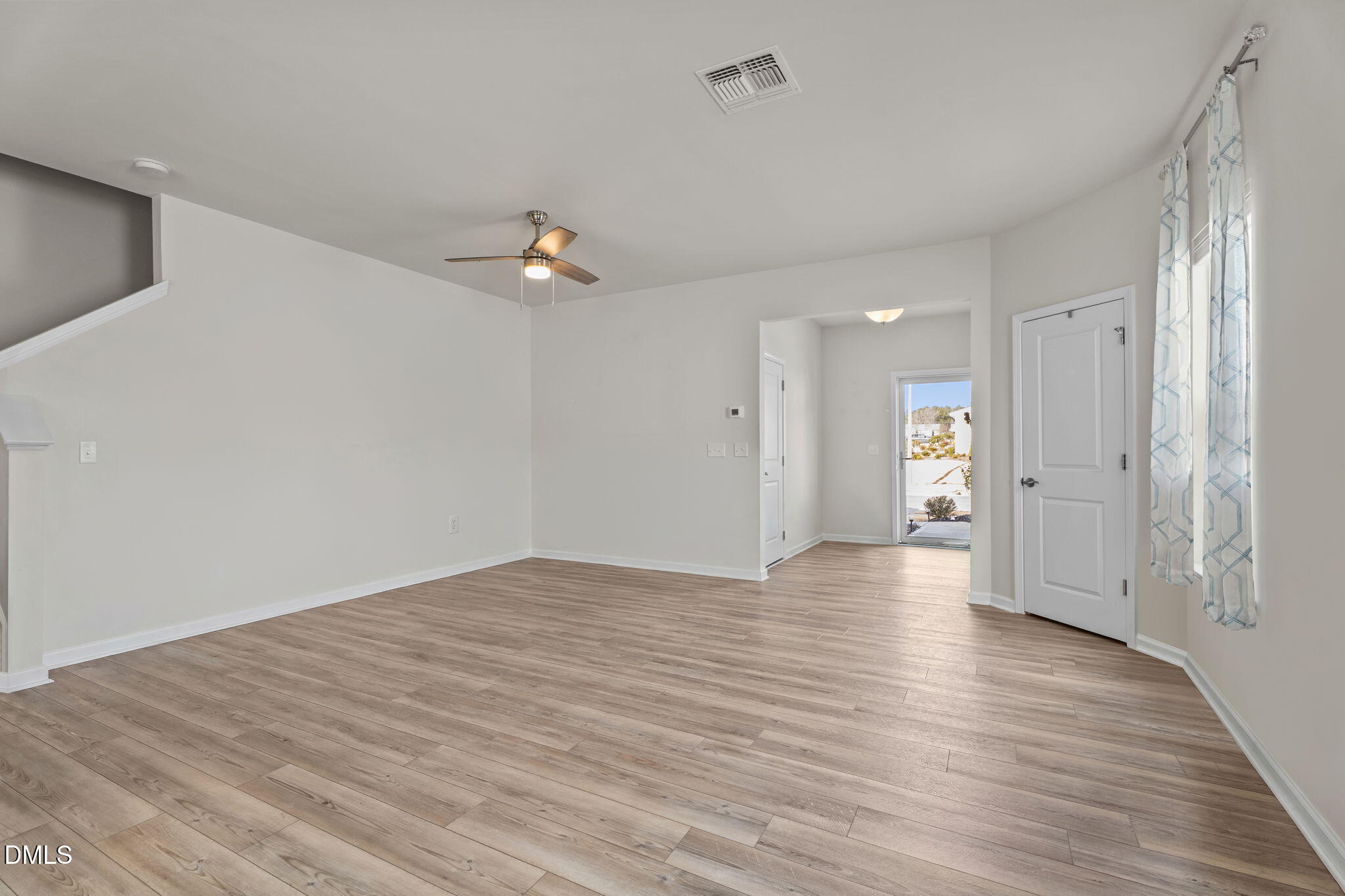 1572 Rhodes Pond Street Wendell, NC 27591 - Photo 13 of 44 60-web-or-mls-Declutter_4