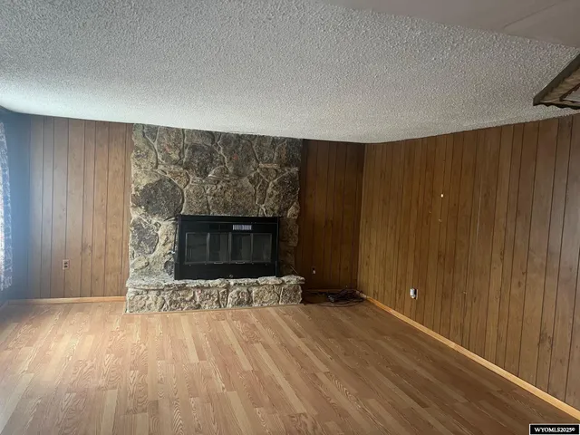 $139,000 | 502 West State Street, Rawlins, WY 82301