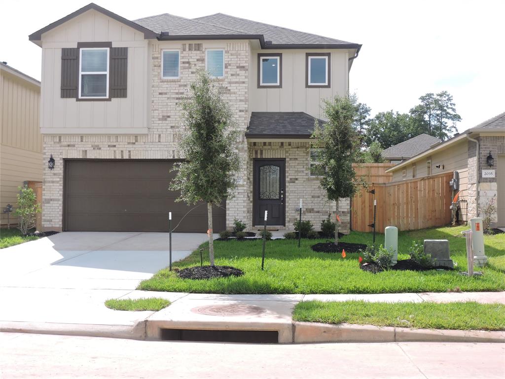 Welcome to 2027 Myrtle Oak Ct in the Newly developed community of Montgomery Oaks, Conroe Tx.