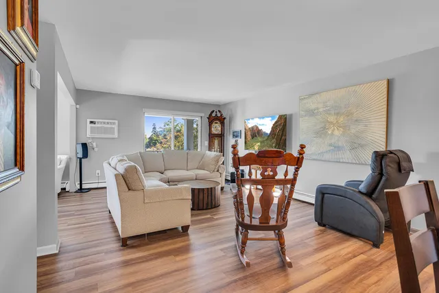 $92,400 | 806 West Michigan Avenue, Unit 307E, Jackson, MI 49202