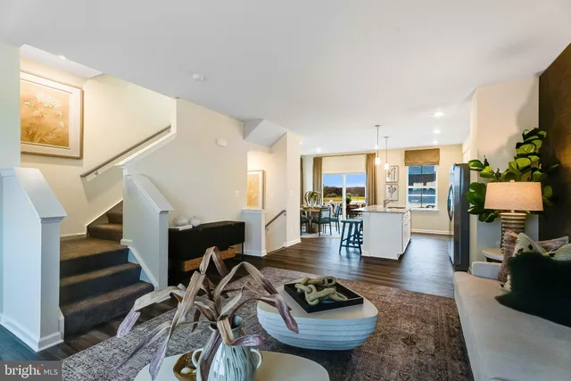 $339,240 | 1252 Red Clover Lane, Ranson, WV 25438