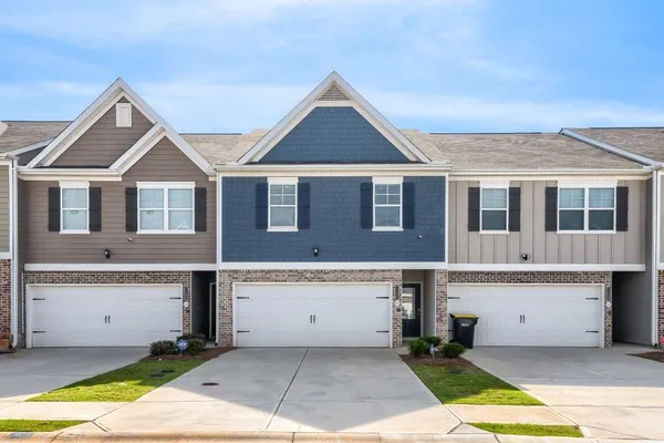 $305,000 | 11694 Chatham Drive, Hampton, GA 30228