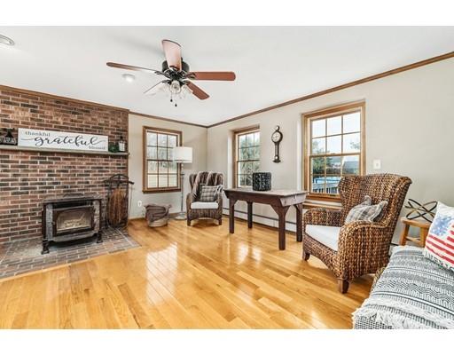 30 Joshua Road Wrentham, MA 02093 - Photo 5 of 18 Gallery Image 5