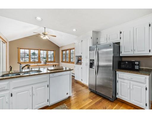30 Joshua Road Wrentham, MA 02093 - Photo 7 of 18 Gallery Image 7