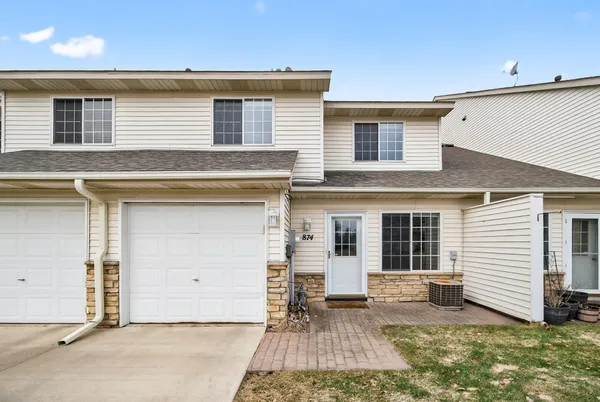 $229,900 | 874 Gannon Drive, Shakopee, MN 55379