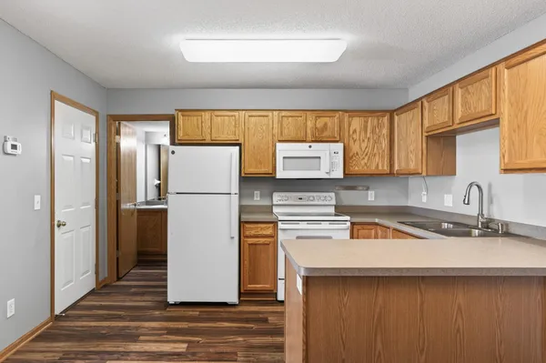 $227,400 | 874 Gannon Drive, Shakopee, MN 55379