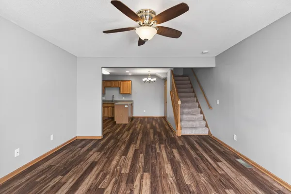 $227,400 | 874 Gannon Drive, Shakopee, MN 55379