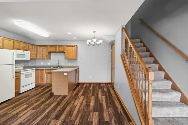 $227,400 | 874 Gannon Drive, Shakopee, MN 55379