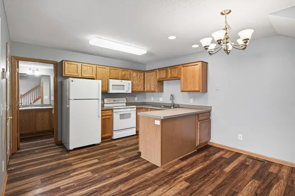 $227,400 | 874 Gannon Drive, Shakopee, MN 55379