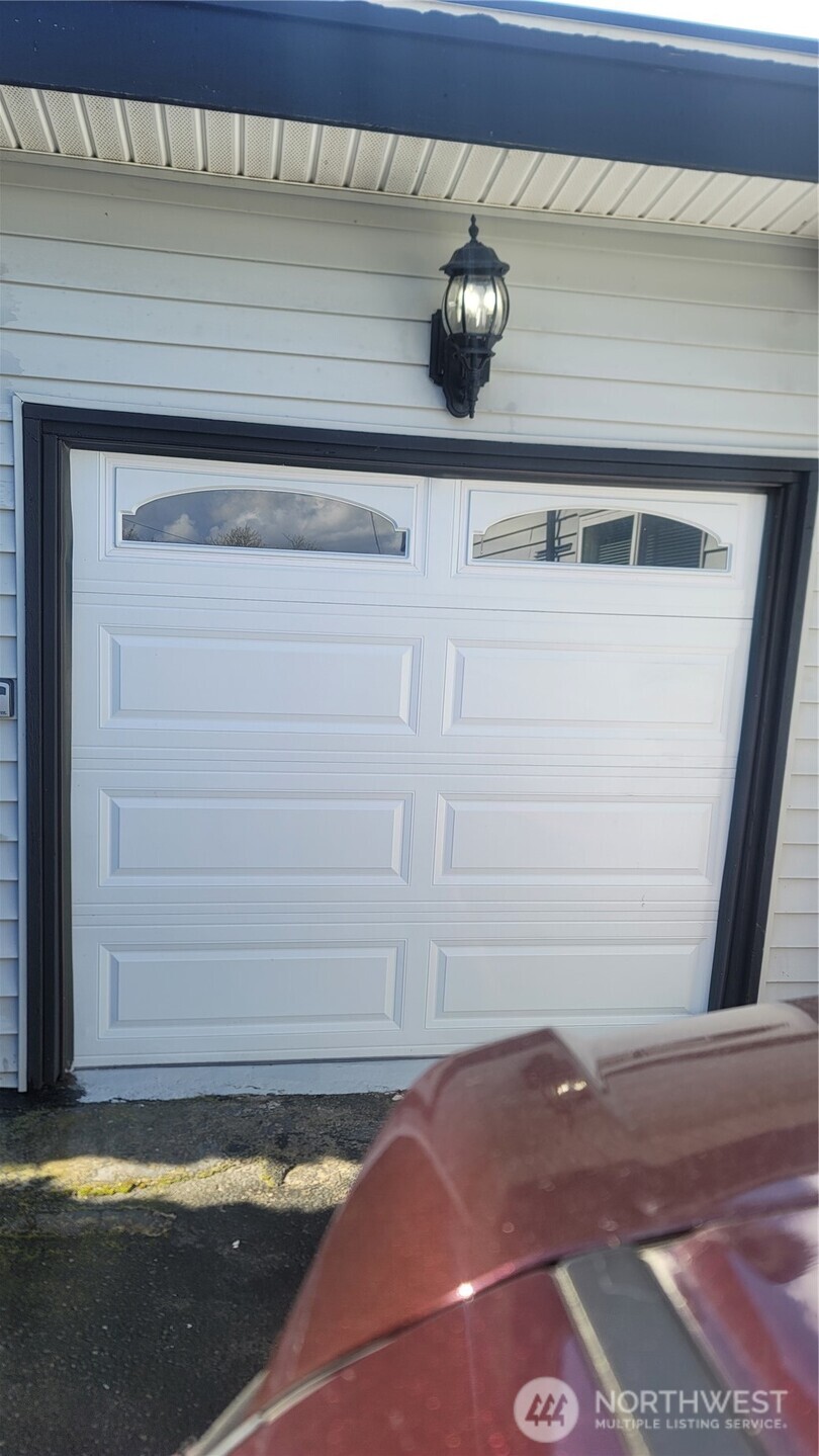 803 Dayton Avenue Northeast Renton, WA 98056 - Photo 16 of 31