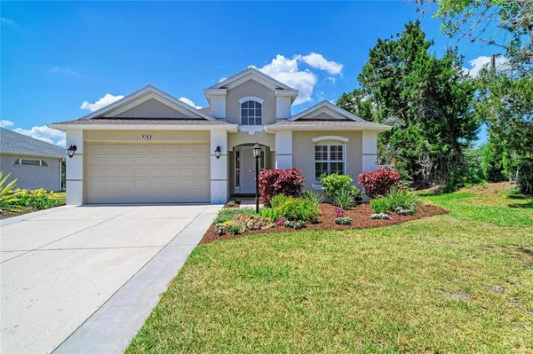 $525,000 | 7102 Bluebell Court, Lakewood Ranch, FL 34202
