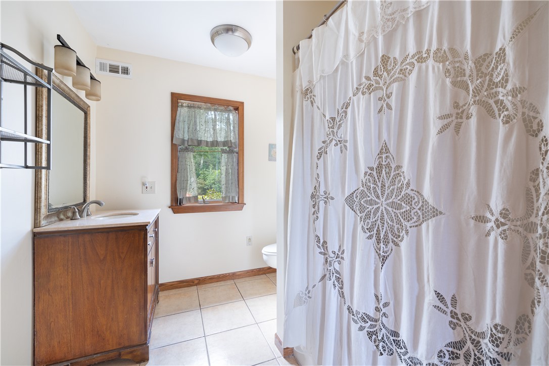 71 Beaver River Road Richmond, RI 02892 - Photo 17 of 50 Full bath w tub/shower on first level