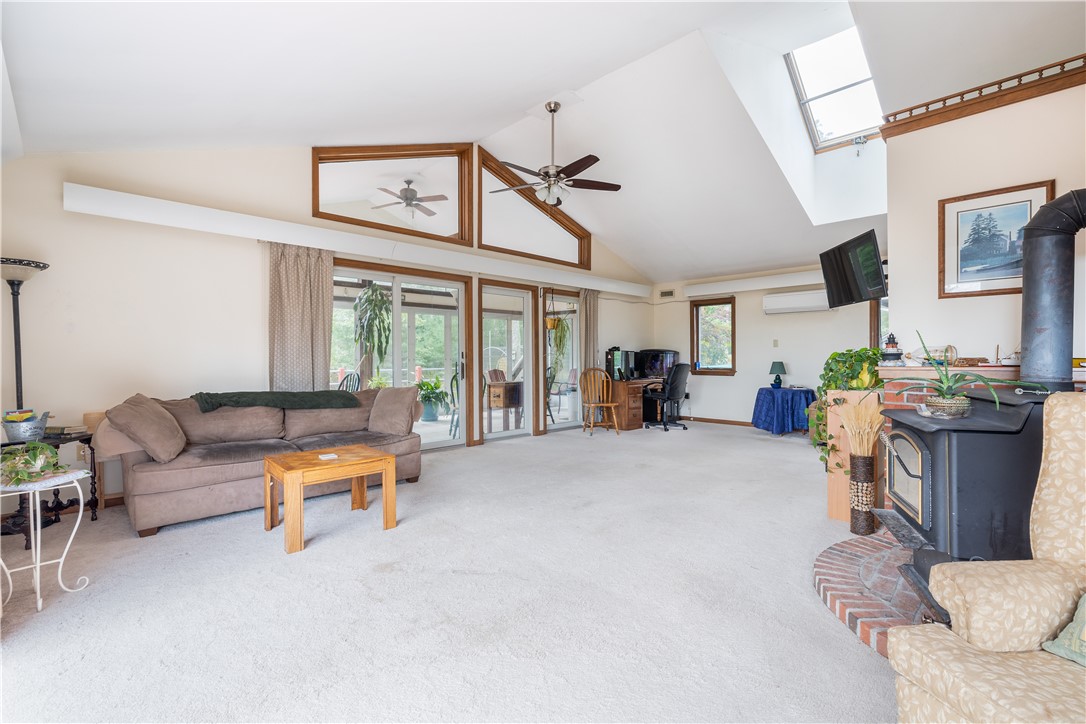 71 Beaver River Road Richmond, RI 02892 - Photo 10 of 50 great room