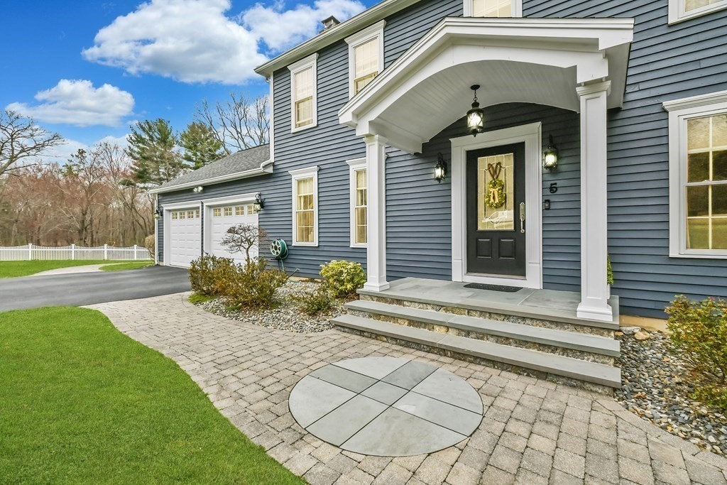 5 Francis Road Hopedale, MA 01747 - Photo 3 of 41 Gallery Image 3